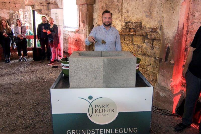 parkklinik-hornbach-grundsteinlegung-juli-2022-18